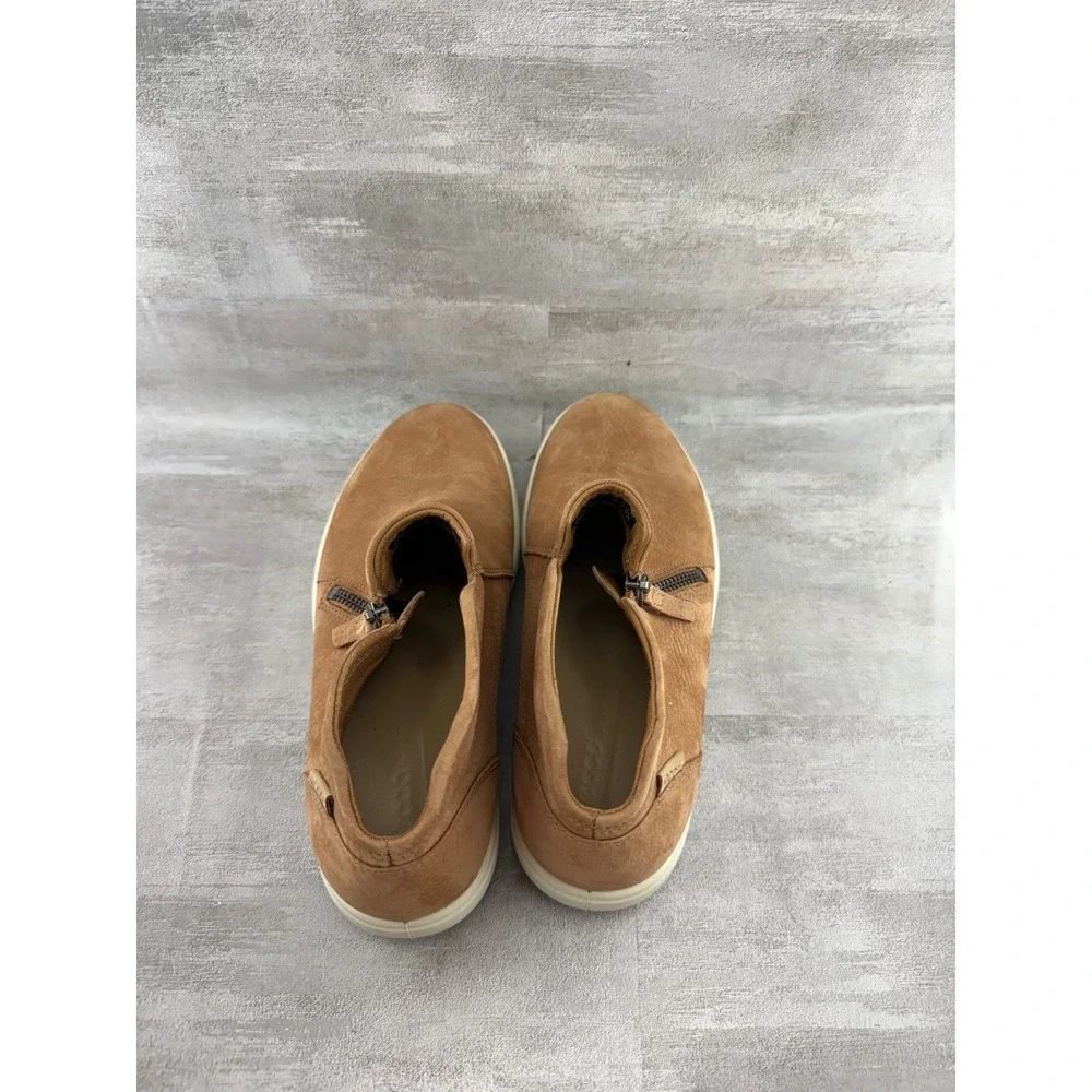 ECCO Soft 7 Tred Zip Booties Camel Brown Nubuck Leather Women Sz 8-8.5 430243